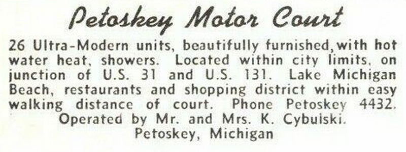 Petoskey Motel (Superior Motel, Petoskey Motor Court) - Vintage Postcard
